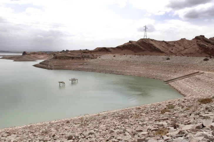 Riego: Hidráulica pidió cortas para guardar agua y viñateros se niegan