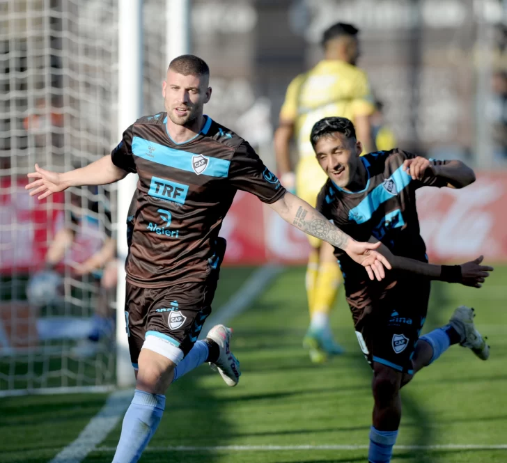 Platense ganó un partido clave