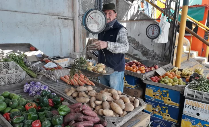 Precios de verduras, por las nubes, y se frenan hasta 60% las ventas