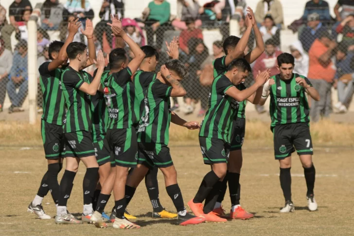 San Martín y Los Andes fueron todo goles en su debut en Rodeo