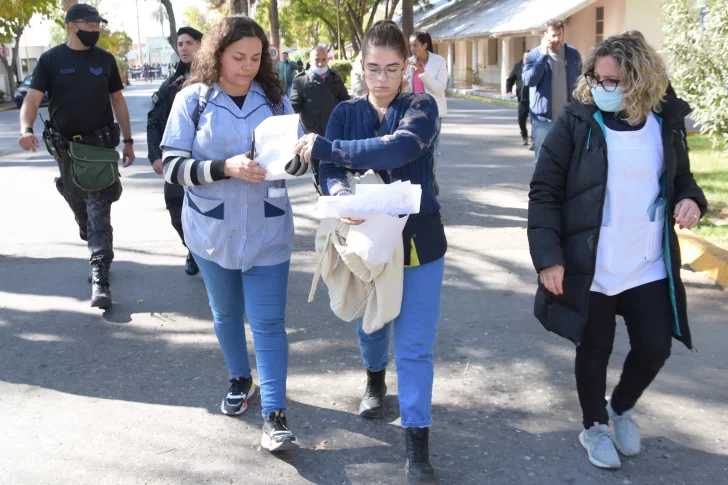 Habrá suba a docentes que menos ganan, que tienen uno y dos cargos