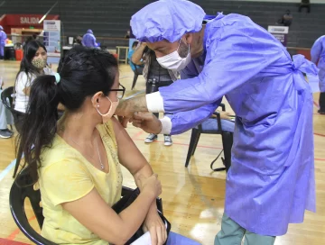 San Juan recibirá otras 13.600 dosis de la vacuna Sinopharm