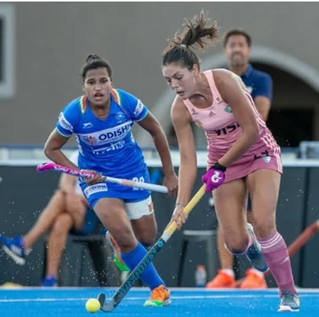 Las Leonas salvaron un empate