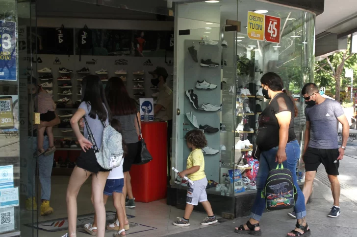 Guiño al pedido de comercios para no cerrar ante una segunda ola