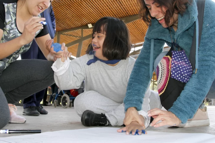 Un encuentro que sirvió para despejar dudas de la gente acerca del autismo