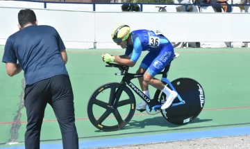 Las chicas subieron al podio con dos medallas de bronce