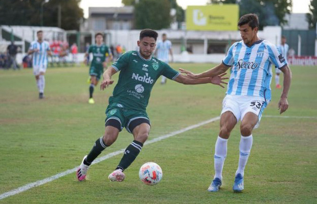 Atlético festejó con Sarmiento