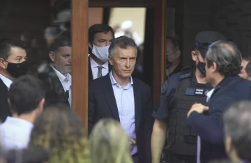 Macri no respondió preguntas e ironizó con su procesamiento