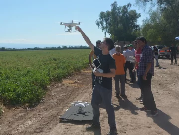 Aplican el uso de drones en la agricultura