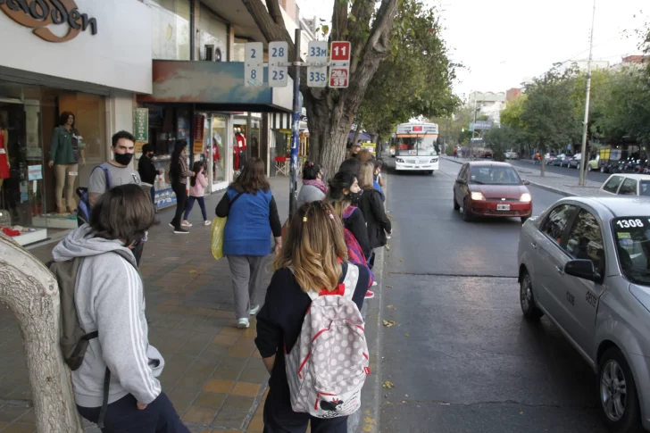 En los últimos 7 días, el promedio de edad de los fallecidos bajó a 68 años