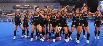 Las Leonas agigantan su imagen en la búsqueda del preciado oro