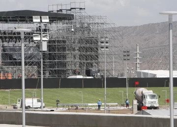 Espectadores en burbujas e incentivos a vacunados, entre los planes de la FNS