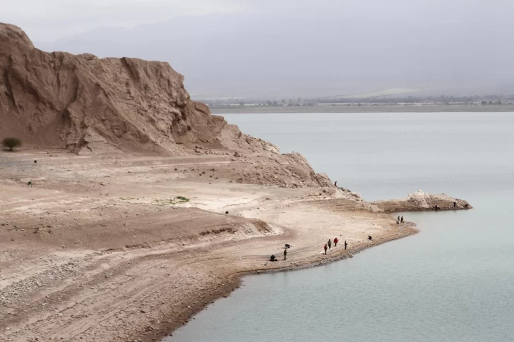 Los diques ya tienen menos de la mitad de agua que el año pasado