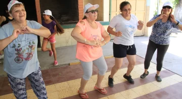 Los adultos mayores que hacen talleres ahora se sumarán a las colonias de verano