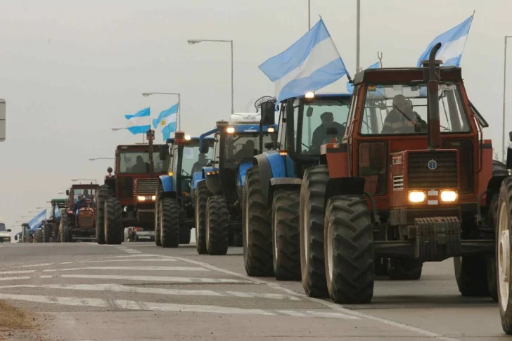 El campo hará un paro de tres días por el cierre de las exportaciones de maíz