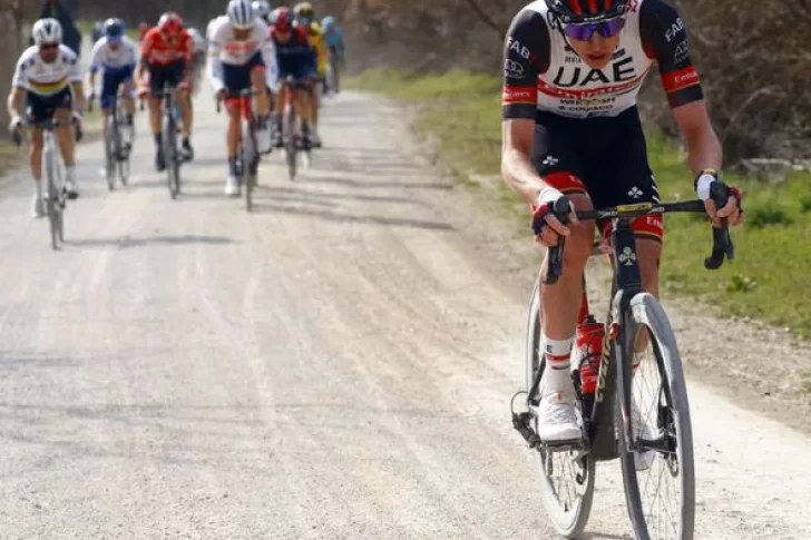 Pogacar arrasó en Strade Bianchi