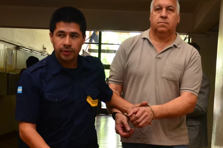 “Patón” Ochoa enfila a otro juicio por su especialidad, estafar: ahora, 3 víctimas
