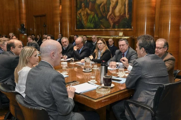 Deuda, jubilados, tarifas, CGT, una semana clave para Massa