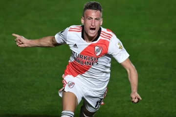 River se pone otra vez al frente del marcador ante Platense