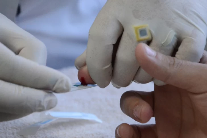 Aumentó cinco veces la cantidad de laboratorios habilitados para test rápidos