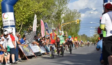 Nico Tivani lidera la Vuelta a Sarmiento