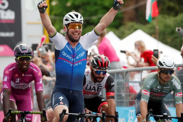 Cavendish suma y sigue