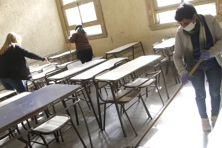 Por prevención, suspendieron las clases en 4 departamentos