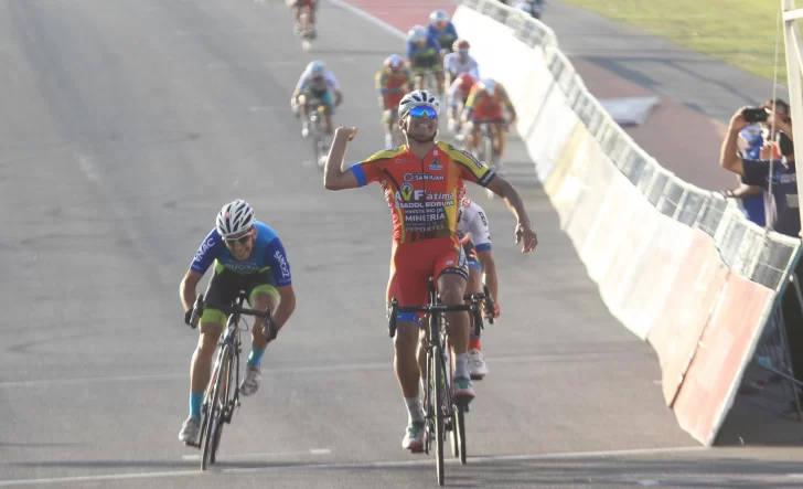 Juárez ganó dentro de la burbuja