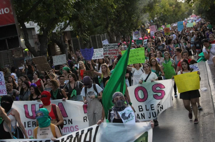 Reclamo múltiple por aborto legal y por el fin de la violencia machista