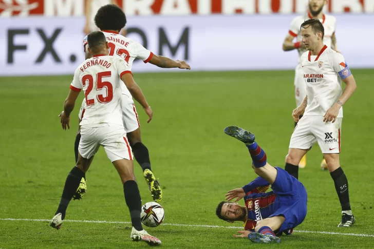 Sevilla le ganó el primer chico al Barcelona