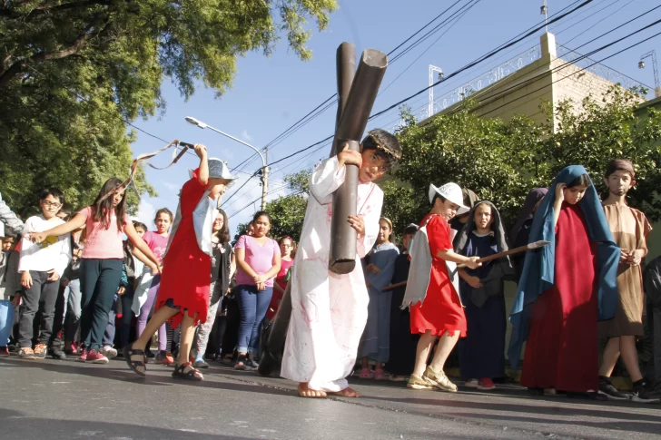 Este año, todos los niños interesados podrán participar del Vía Crucis infantil