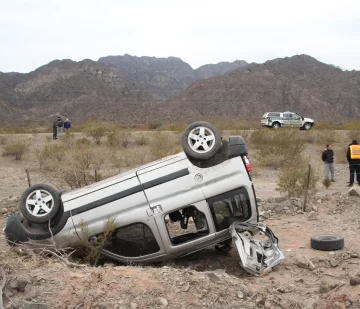 Creen que monseñor Jorge Lozano volcó porque se durmió al volante