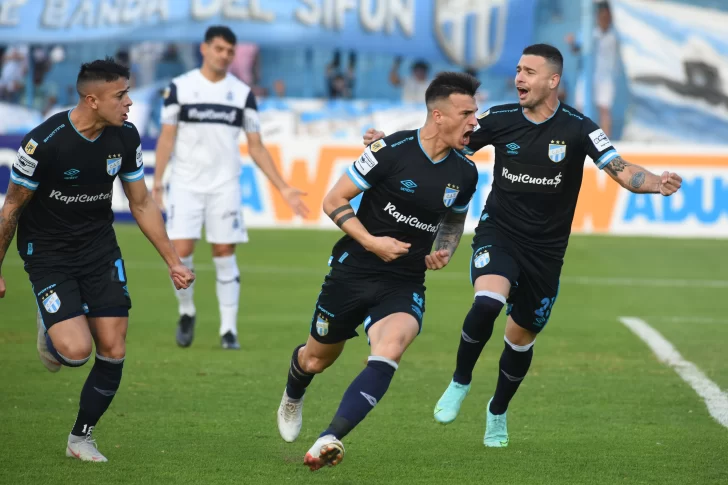 Atlético se comió al Lobo