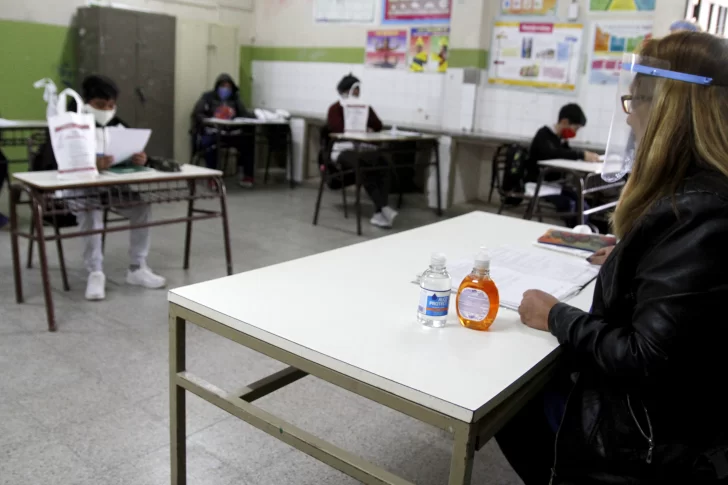 Casi 70% de presentismo en el primer día de vuelta a clases