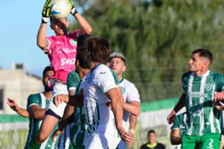 Camioneros le truncó el festejo a Sportivo