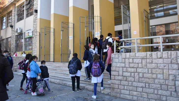 Esperan que suba la cantidad de chicos en el aula, porque sólo fue la mitad