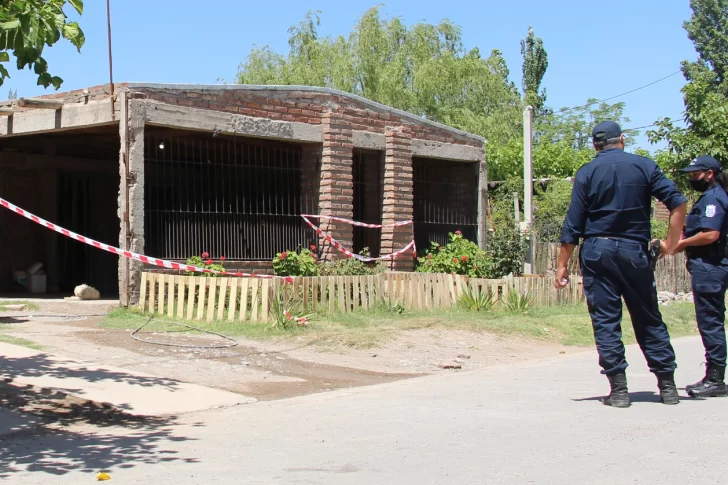 Peleó con su hermana en una fiesta y al llegar a casa discutió con su pareja y lo mató