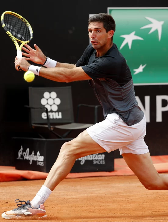 Delbonis se estrelló contra una torre