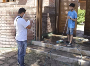 Por mejoras en la red y toma de conciencia, bajó el consumo de agua