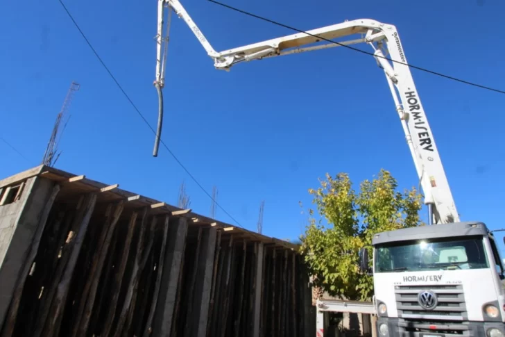 Por la demanda, construyen un edificio para atender sólo a vecinos vulnerables