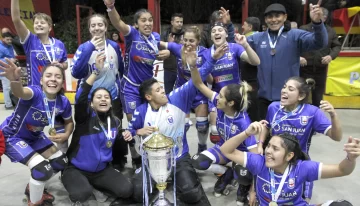 Título, medalla y orgullo “Azul”