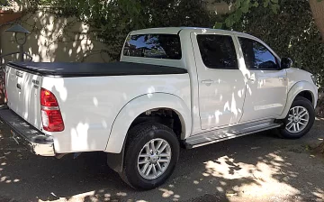 Alquiló su Toyota para mantener a su familia y lo estafaron; hace 7 meses que no la halla