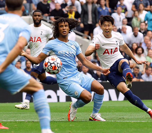 Tottenham se hizo fuerte ante el campeón