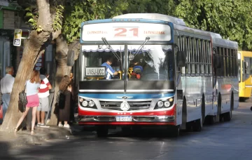 Para evitar la circulación del virus quieren limitar el uso del pasaje escolar