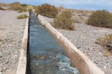 La tasa de agua subió hasta el 283% y la mitad de regantes está en mora