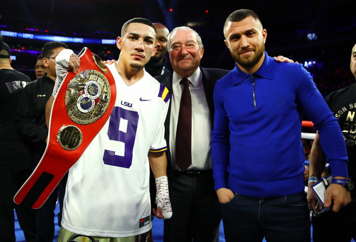 Lomachenko y López, por cuatro coronas