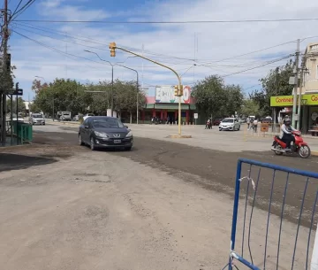 Queja de comerciantes de Caucete por falta de planificación en la obra de la red cloacal