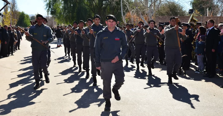 Con una demostración de ejercicios, los penitenciarios celebraron su día