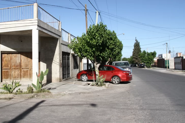 Engañan a anciana por llamada, le caen y le roban $200.000 y joyas