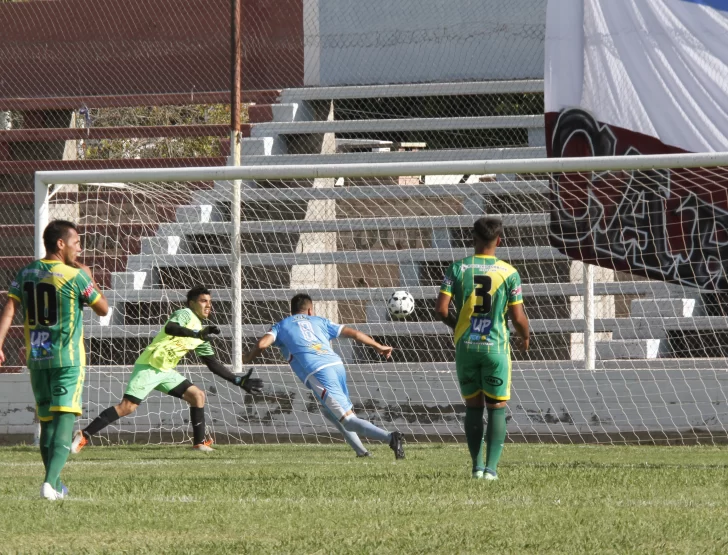 Alianza goleó y se despegó del resto